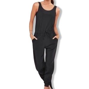Athleta Black Unbound Jumpsuit Travel Commute Size Small